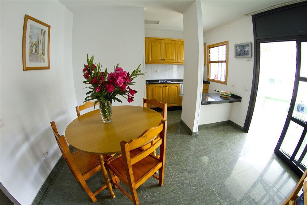 Apartamentos Heliomar เปอร์โตริโก ภายนอก รูปภาพ