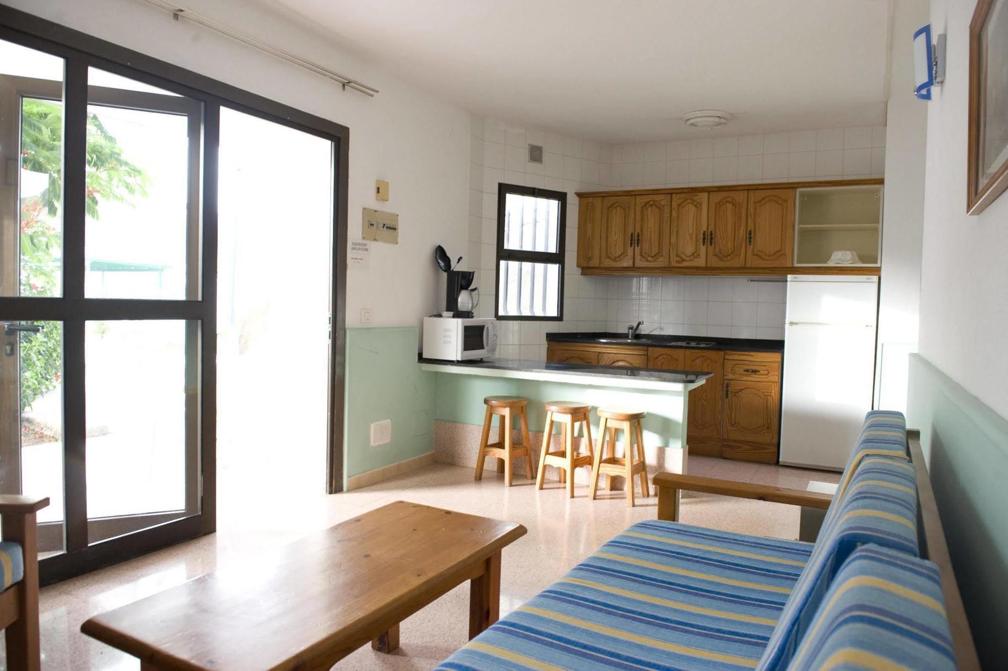 Apartamentos Heliomar เปอร์โตริโก ภายนอก รูปภาพ